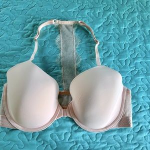 Victorias Secret Bra 36D front close